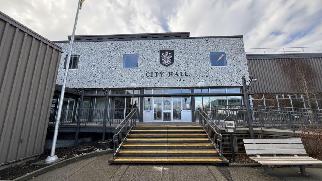 The Photo Controversy: Was This Ever About a Slideshow — or About Control?